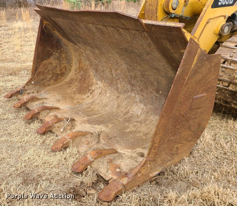 image for item JW9784 2010 Caterpillar 963D  track loader