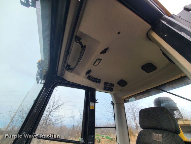 image for item JW9784 2010 Caterpillar 963D  track loader