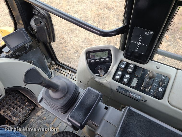 image for item JW9784 2010 Caterpillar 963D  track loader