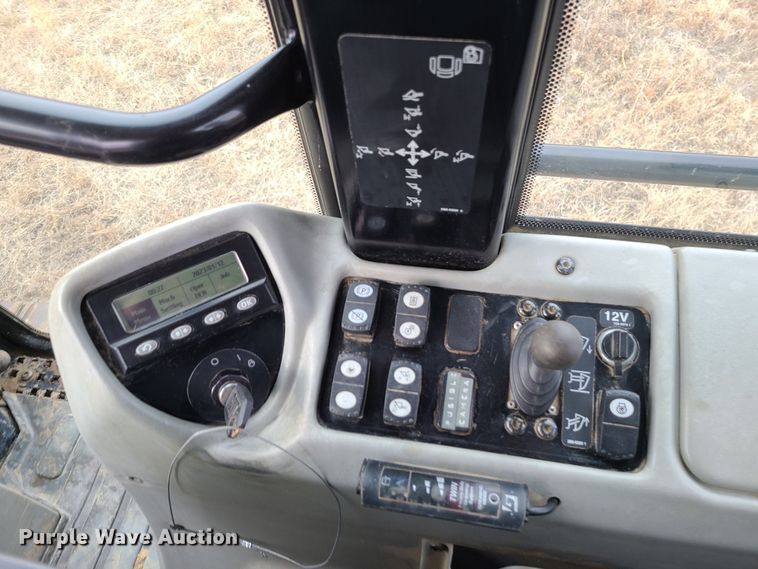 image for item JW9784 2010 Caterpillar 963D  track loader