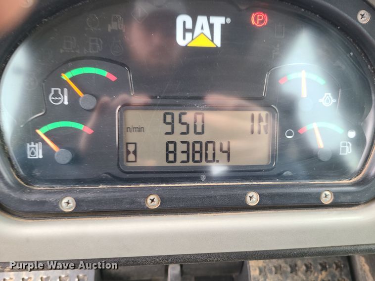 image for item JW9784 2010 Caterpillar 963D  track loader