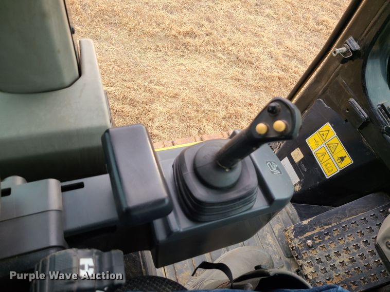 image for item JW9784 2010 Caterpillar 963D  track loader