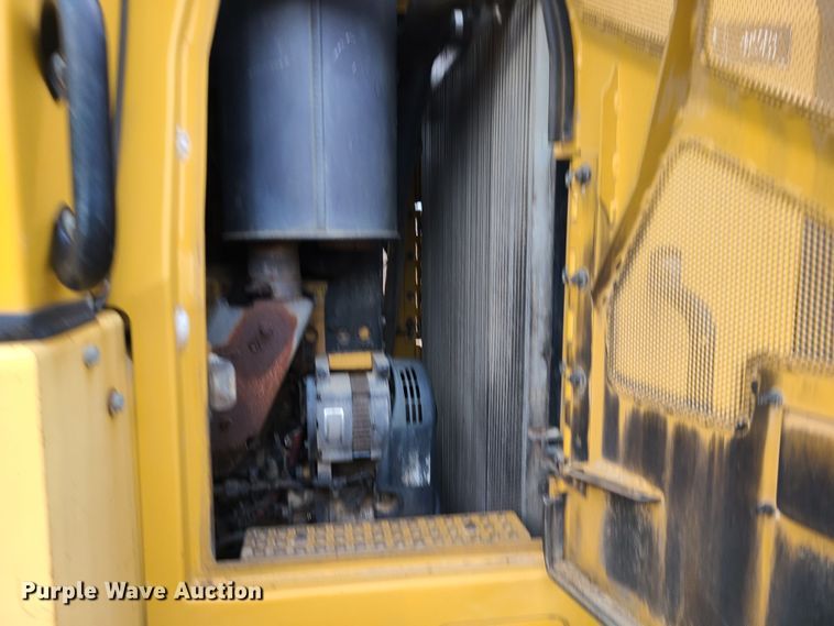 image for item JW9784 2010 Caterpillar 963D  track loader