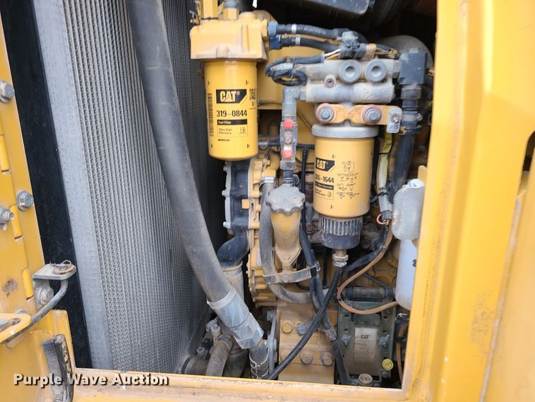 image for item JW9784 2010 Caterpillar 963D  track loader