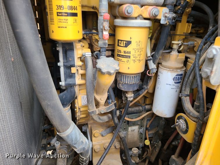 image for item JW9784 2010 Caterpillar 963D  track loader