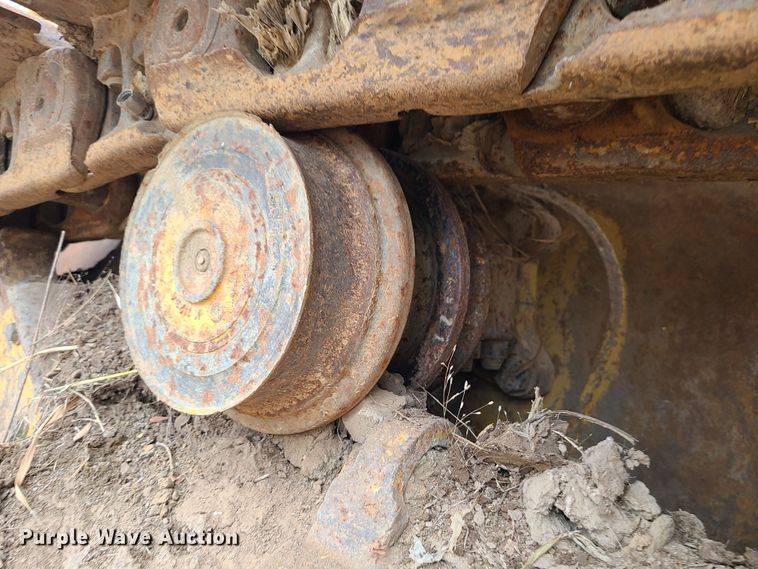 image for item JW9784 2010 Caterpillar 963D  track loader