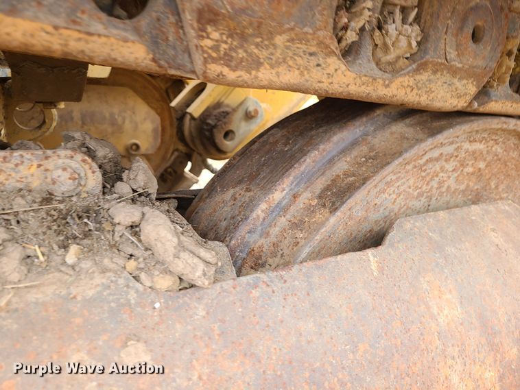 image for item JW9784 2010 Caterpillar 963D  track loader