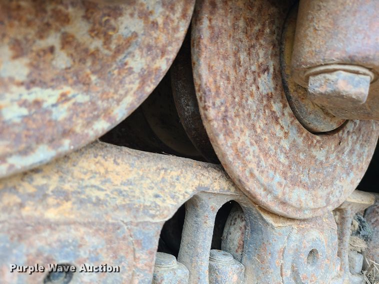 image for item JW9784 2010 Caterpillar 963D  track loader