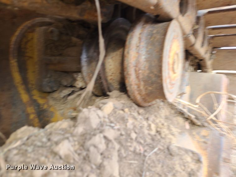 image for item JW9784 2010 Caterpillar 963D  track loader