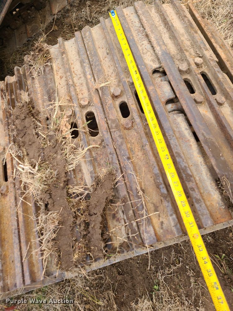 image for item JW9785 2012 John Deere 200D  excavator