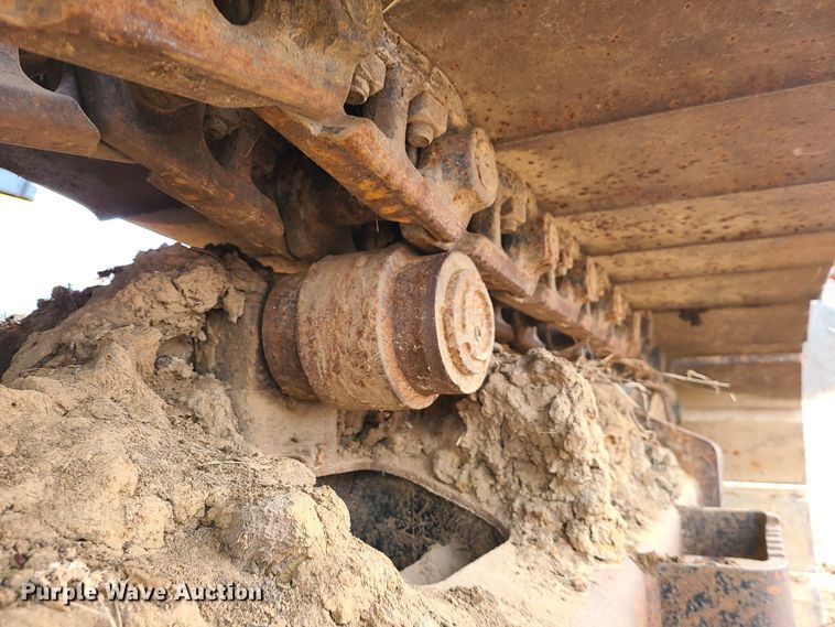 image for item JW9785 2012 John Deere 200D  excavator