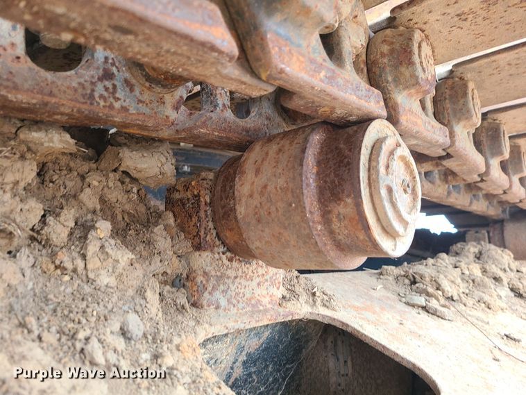 image for item JW9785 2012 John Deere 200D  excavator