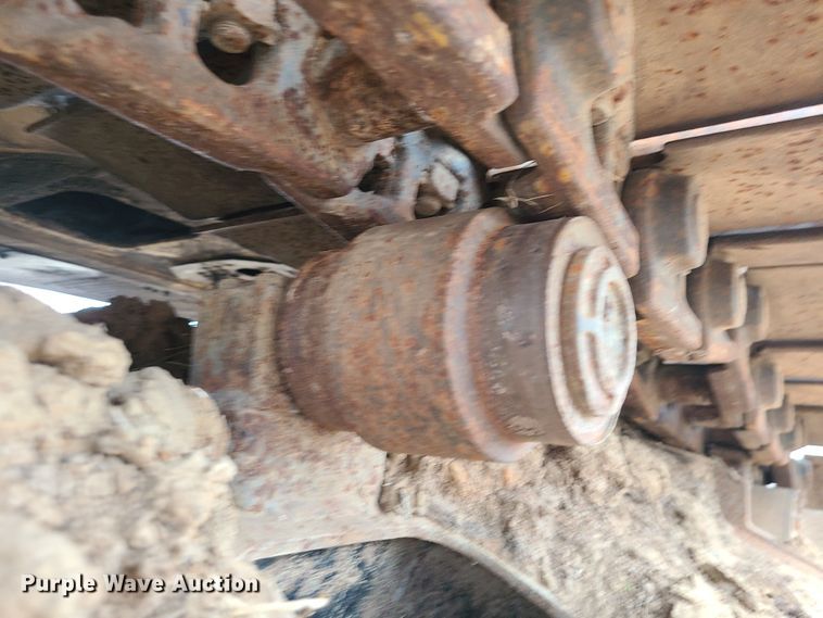 image for item JW9785 2012 John Deere 200D  excavator