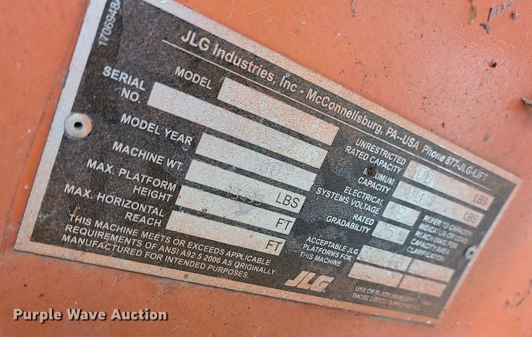 image for item JW9788 2007 JLG E300AJ  boom lift