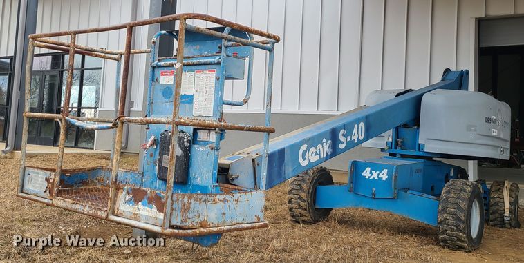 image for item JW9794 2006 Genie S40  boom lift