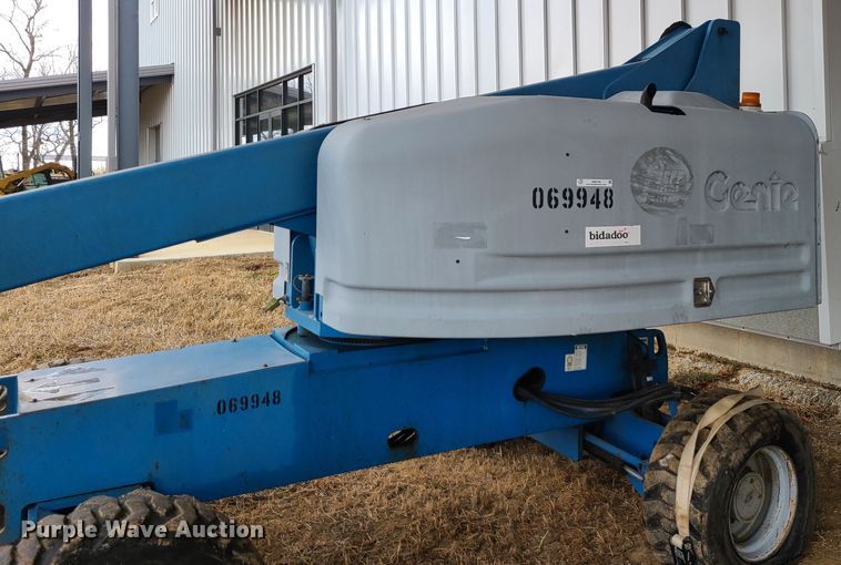 image for item JW9794 2006 Genie S40  boom lift