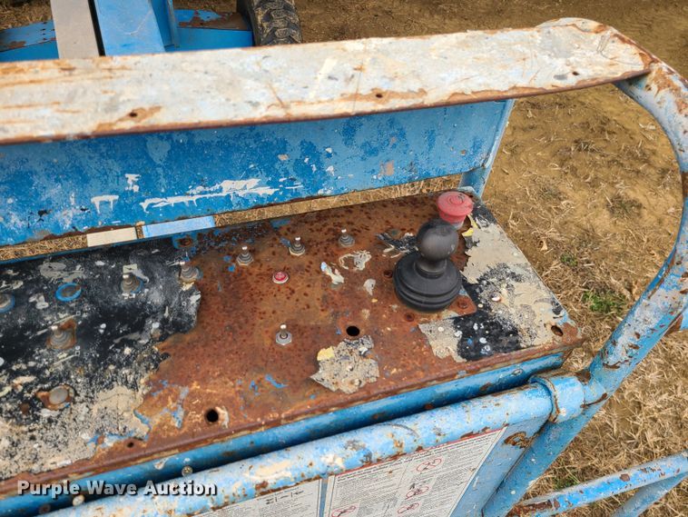 image for item JW9794 2006 Genie S40  boom lift