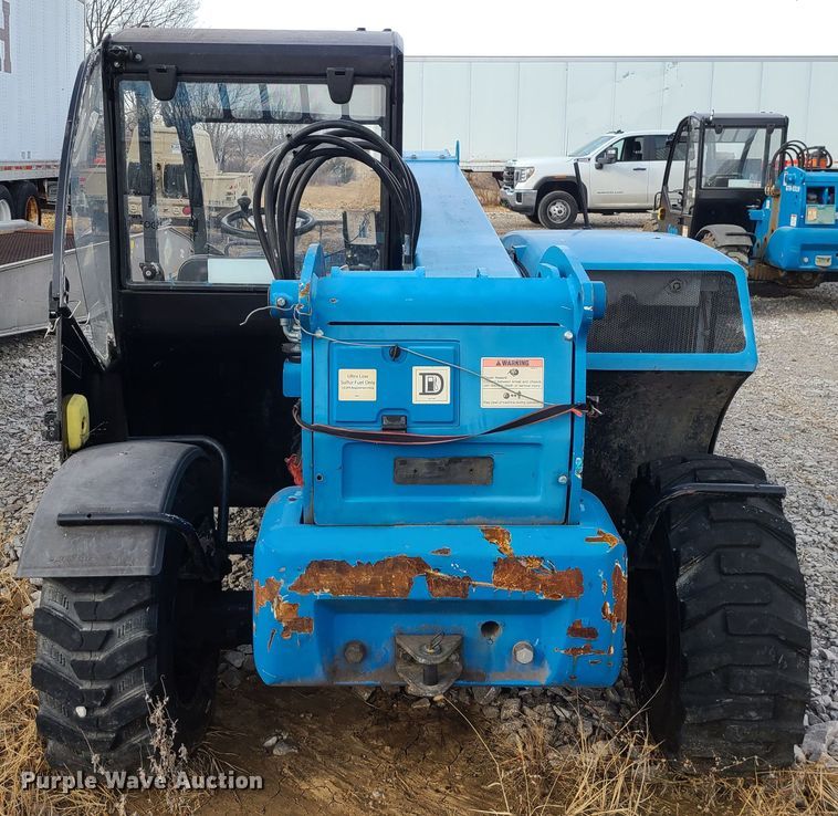 image for item JW9795 2015 Genie GTH-5519  telehandler
