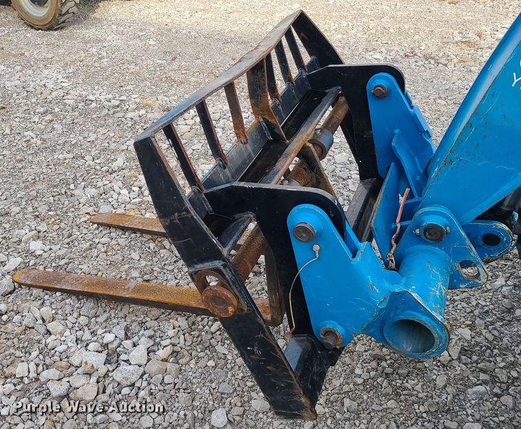image for item JW9795 2015 Genie GTH-5519  telehandler