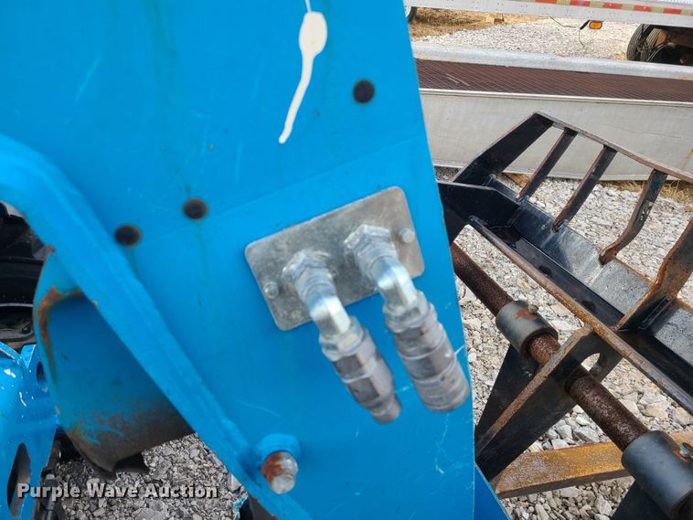 image for item JW9795 2015 Genie GTH-5519  telehandler