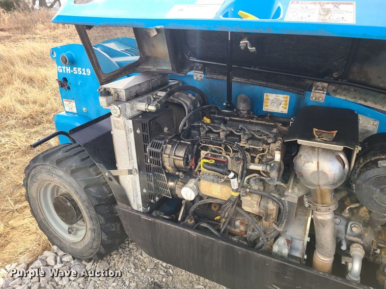 image for item JW9795 2015 Genie GTH-5519  telehandler