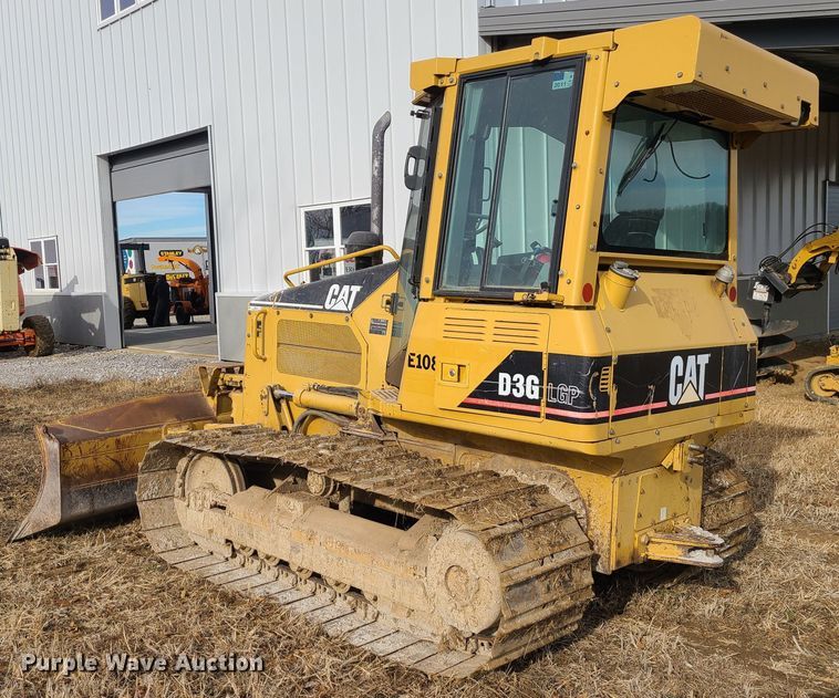 image for item JW9799 2005 Caterpillar D3G LGP  dozer