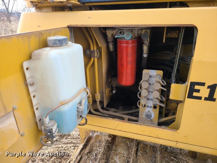 image for item JW9799 2005 Caterpillar D3G LGP  dozer