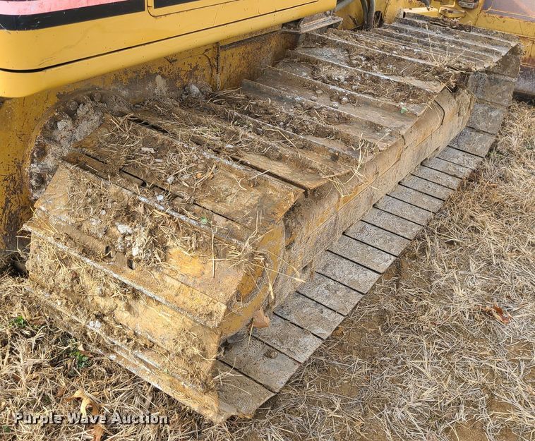 image for item JW9799 2005 Caterpillar D3G LGP  dozer