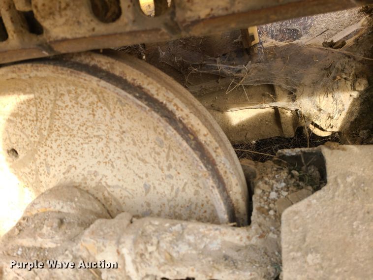 image for item JW9799 2005 Caterpillar D3G LGP  dozer