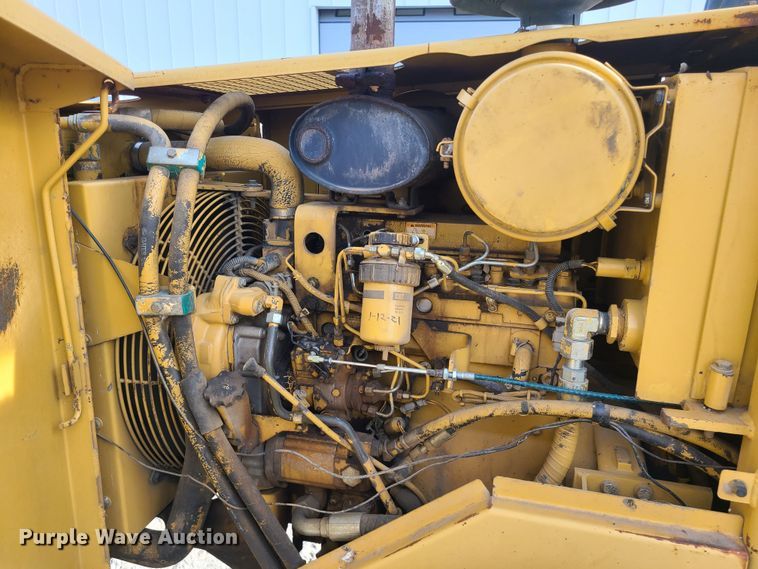 image for item JW9800 1996 Caterpillar CP433C  single drum roller