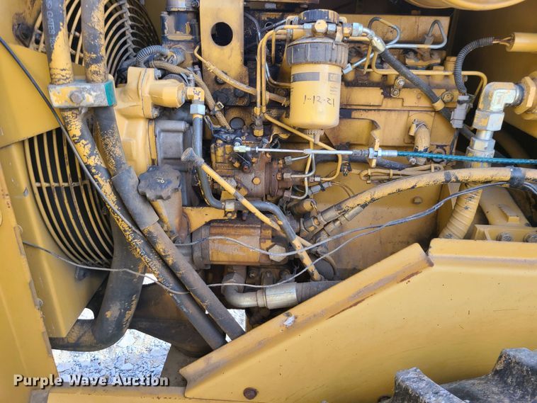 image for item JW9800 1996 Caterpillar CP433C  single drum roller