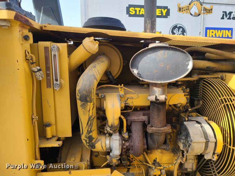 image for item JW9800 1996 Caterpillar CP433C  single drum roller