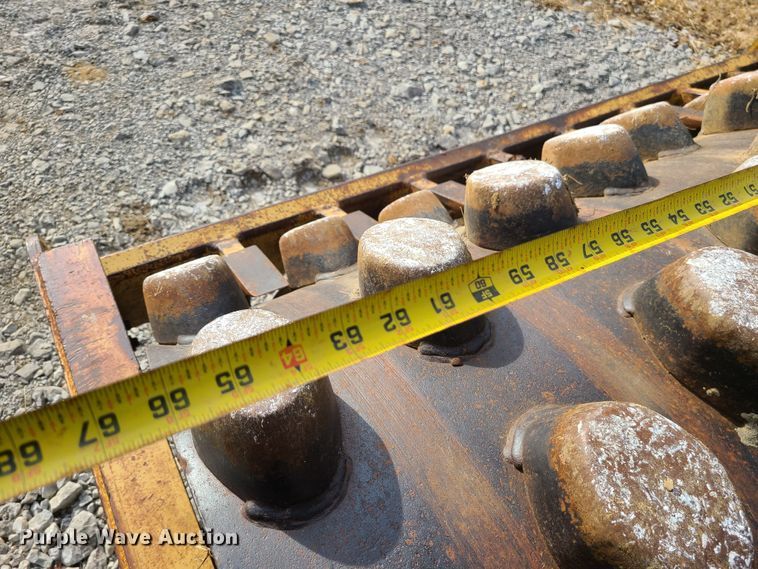 image for item JW9800 1996 Caterpillar CP433C  single drum roller