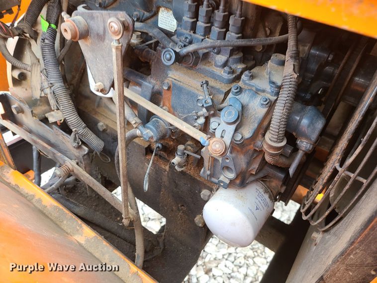 image for item JW9801 2010 Altec CFD1217  wood chipper