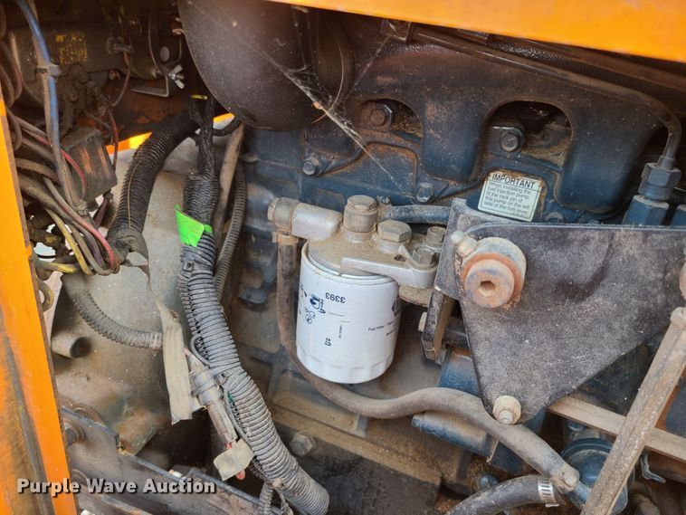 image for item JW9801 2010 Altec CFD1217  wood chipper