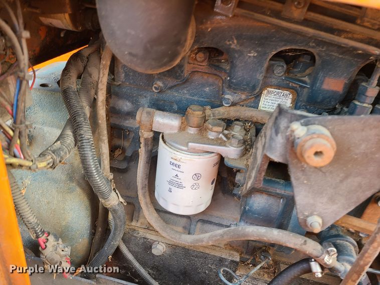 image for item JW9802 2011 Altec CFD1217  wood chipper