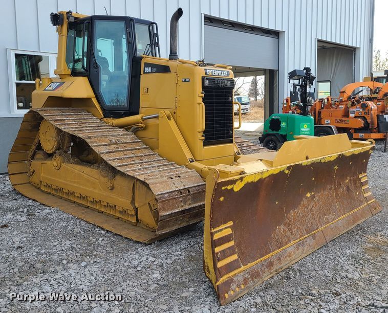 image for item JW9804 2012 Caterpillar D6N LGP  dozer