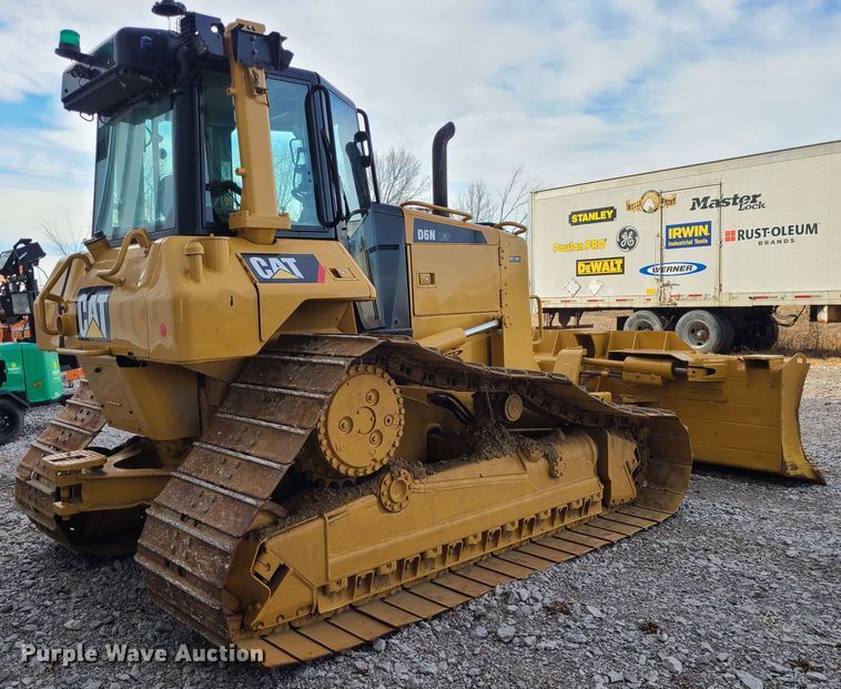 image for item JW9804 2012 Caterpillar D6N LGP  dozer