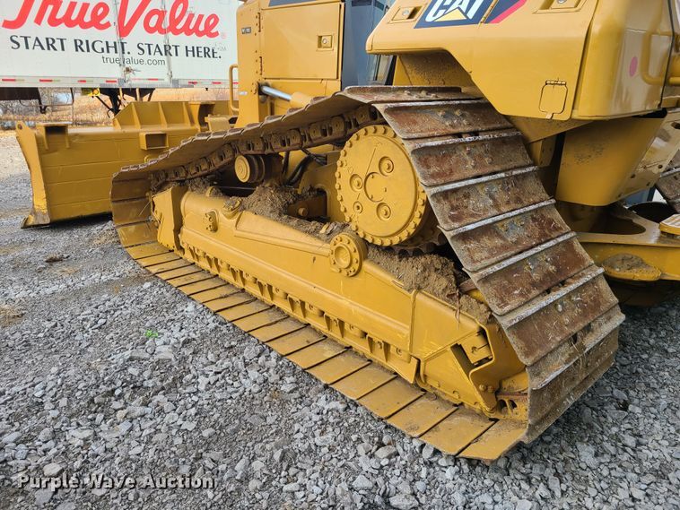 image for item JW9804 2012 Caterpillar D6N LGP  dozer