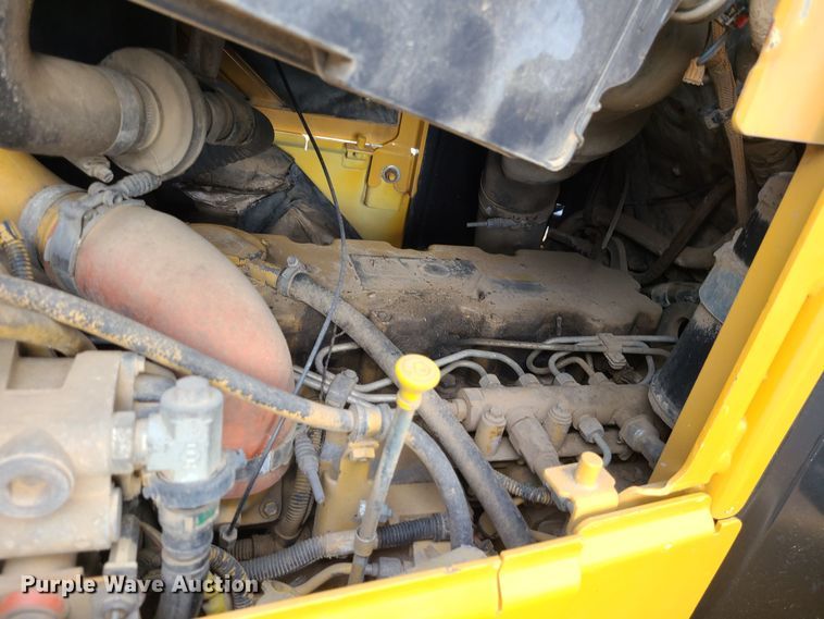 image for item JW9804 2012 Caterpillar D6N LGP  dozer