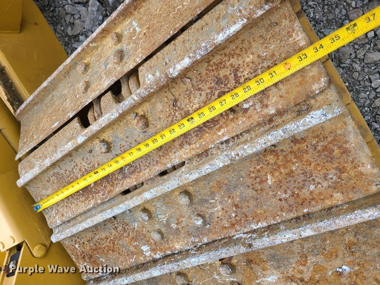 image for item JW9804 2012 Caterpillar D6N LGP  dozer