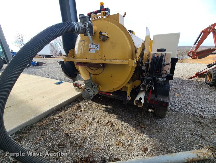 image for item JW9805 2015 Vermeer VX50-800  vacuum excavator