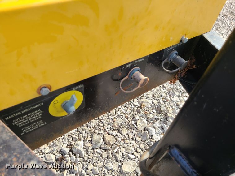 image for item JW9805 2015 Vermeer VX50-800  vacuum excavator