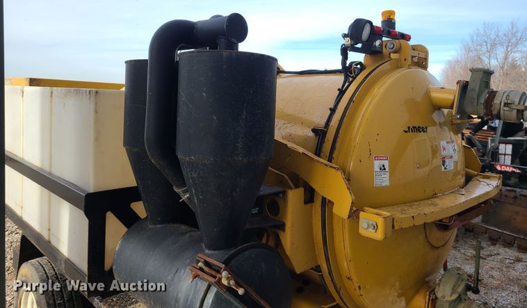 image for item JW9805 2015 Vermeer VX50-800  vacuum excavator