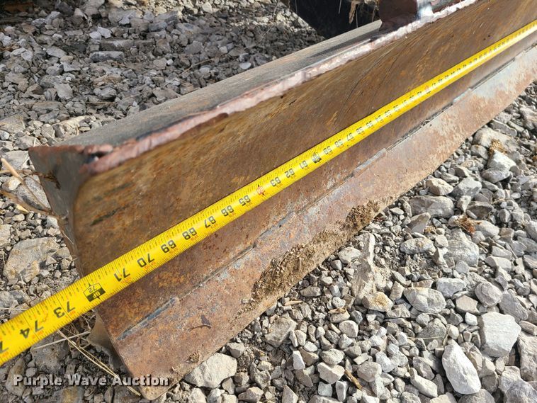 image for item JW9806 2005 Ditch Witch RT55H  trencher