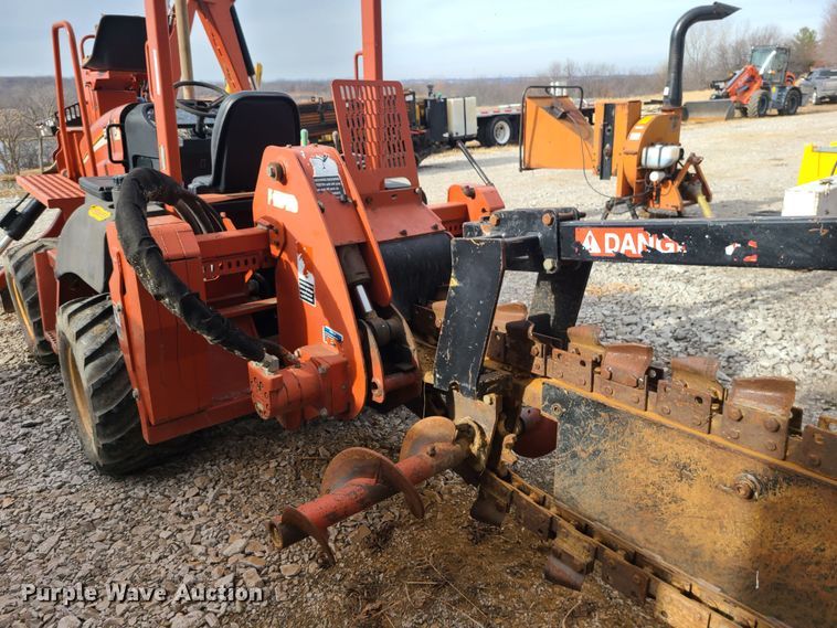 image for item JW9806 2005 Ditch Witch RT55H  trencher