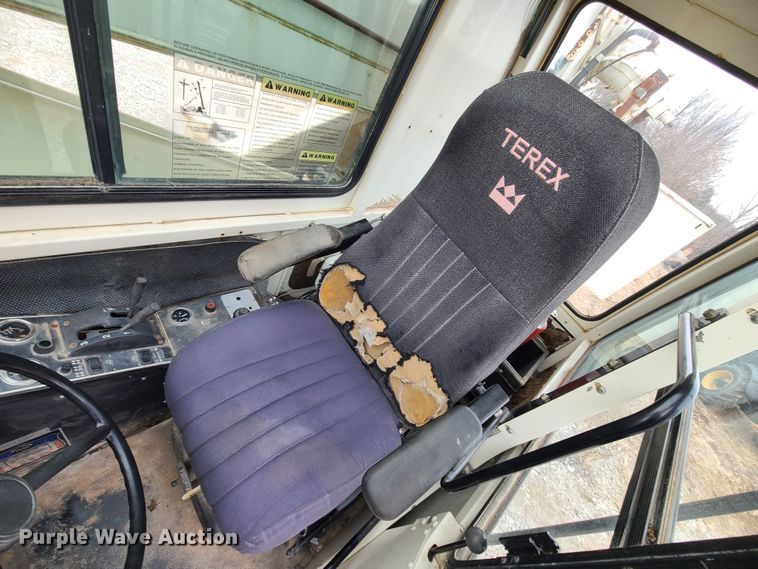 image for item JW9817 2001 Terex RT230  crane