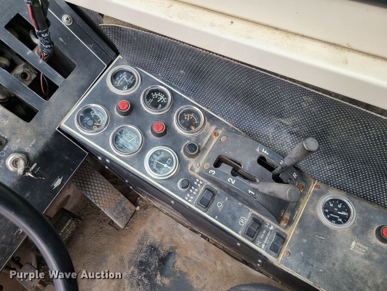 image for item JW9817 2001 Terex RT230  crane