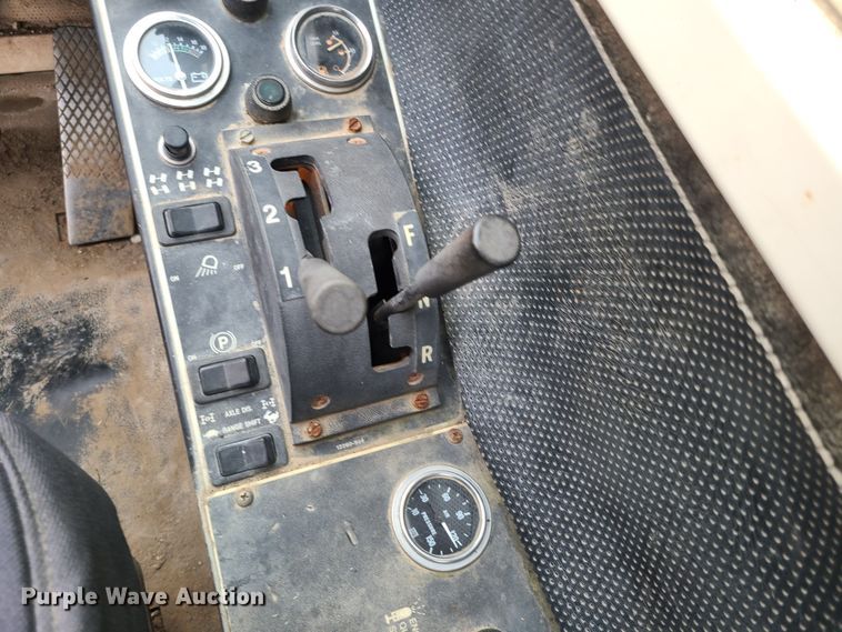 image for item JW9817 2001 Terex RT230  crane