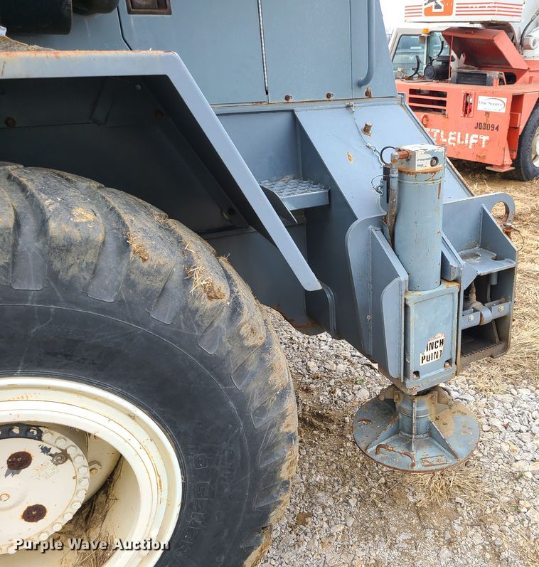 image for item JW9817 2001 Terex RT230  crane